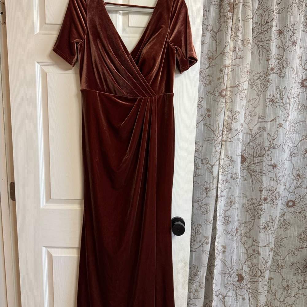 Revelry Deep V-Neck Velvet Maxi Dress in Rich Brown Rust